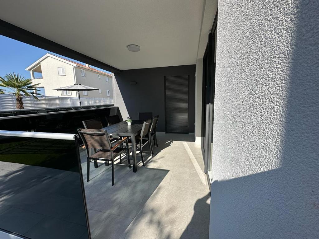 Luxury Apartments Marty Malinska Exterior photo