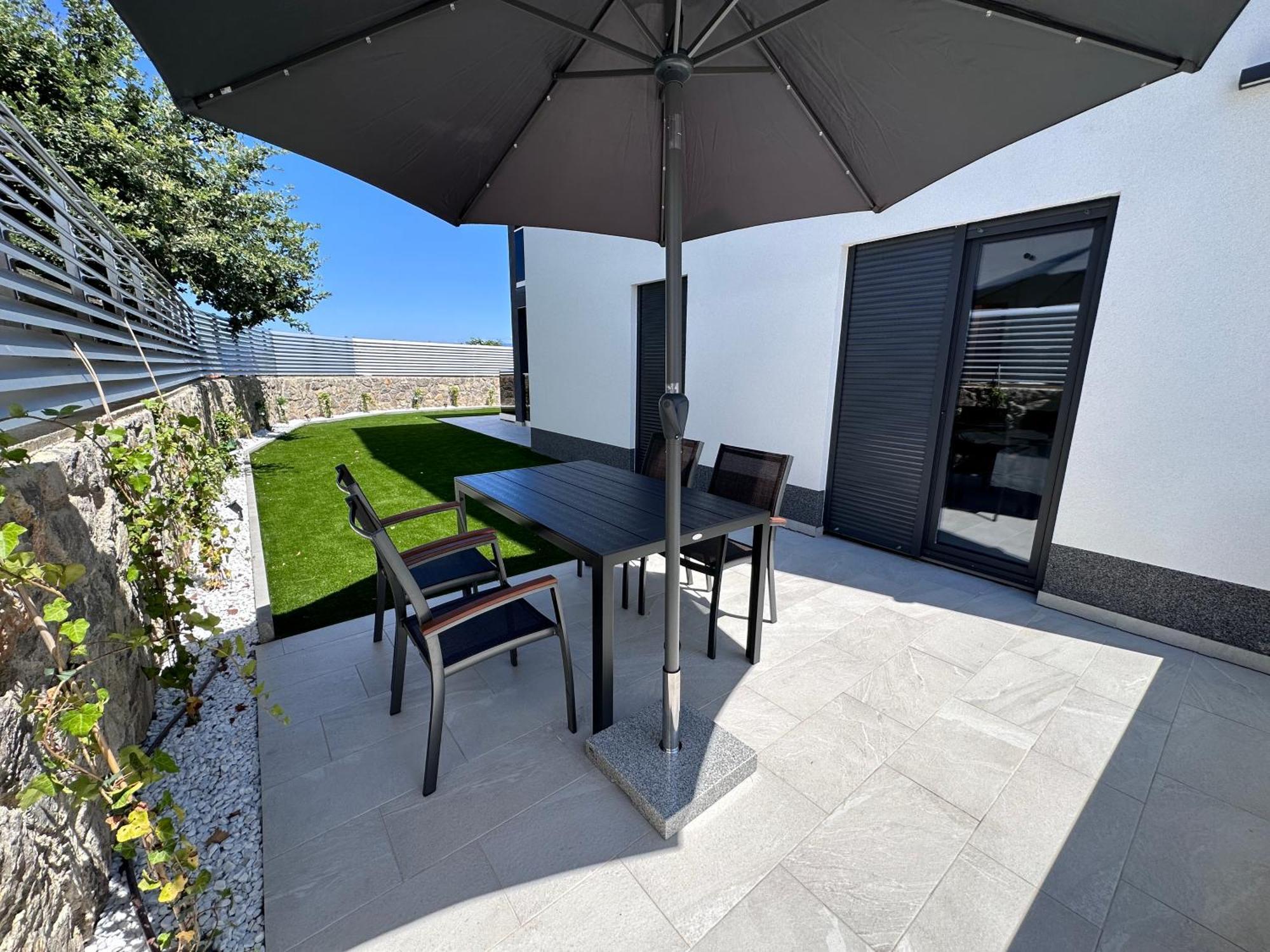 Luxury Apartments Marty Malinska Exterior photo