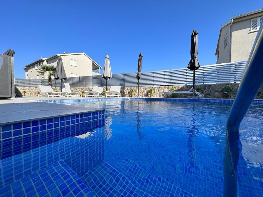 Luxury Apartments Marty Malinska Exterior photo
